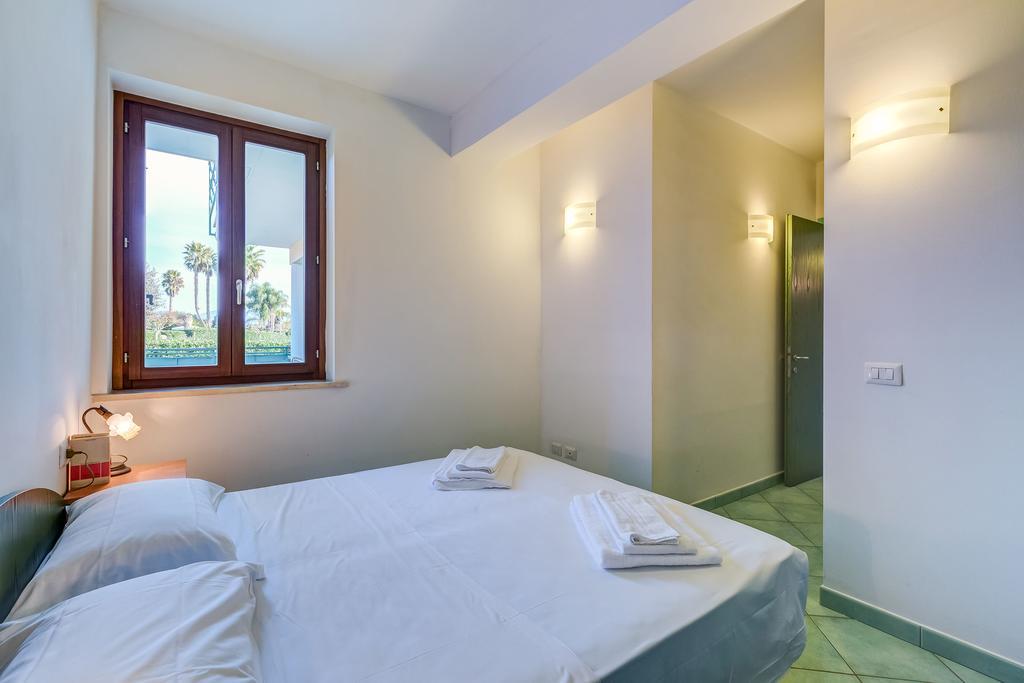 Terra Felice Aparthotel San Felice Circeo Exterior foto