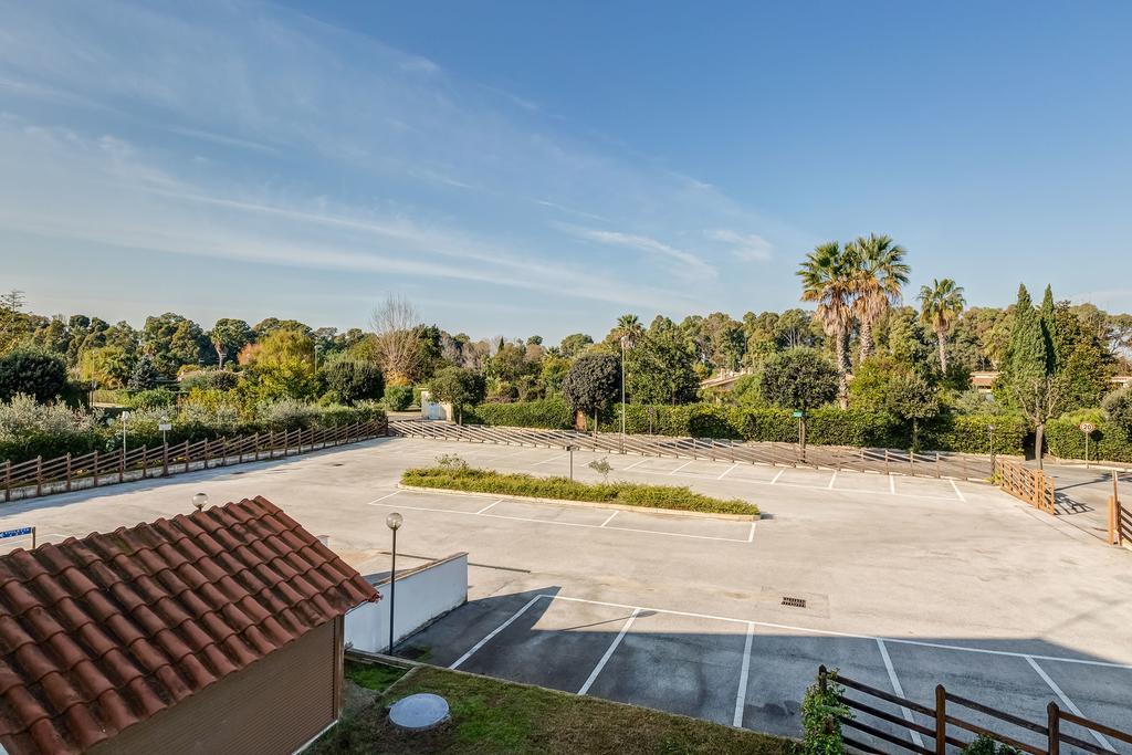 Terra Felice Aparthotel San Felice Circeo Exterior foto