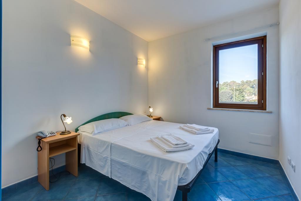Terra Felice Aparthotel San Felice Circeo Habitación foto